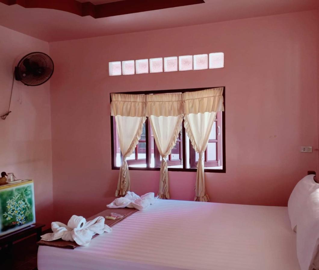 Silver Beach Bungalow Haad Yao Exterior foto